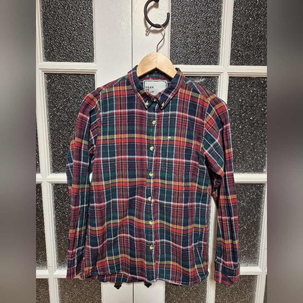 *Free With Purchase Simons Peau de Loup Plaid Shirt, red blue green small.
